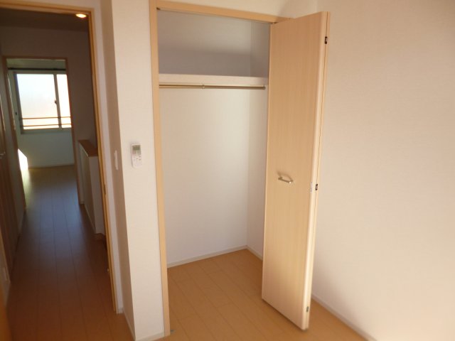 収納　クローゼット（洋室6.4帖）