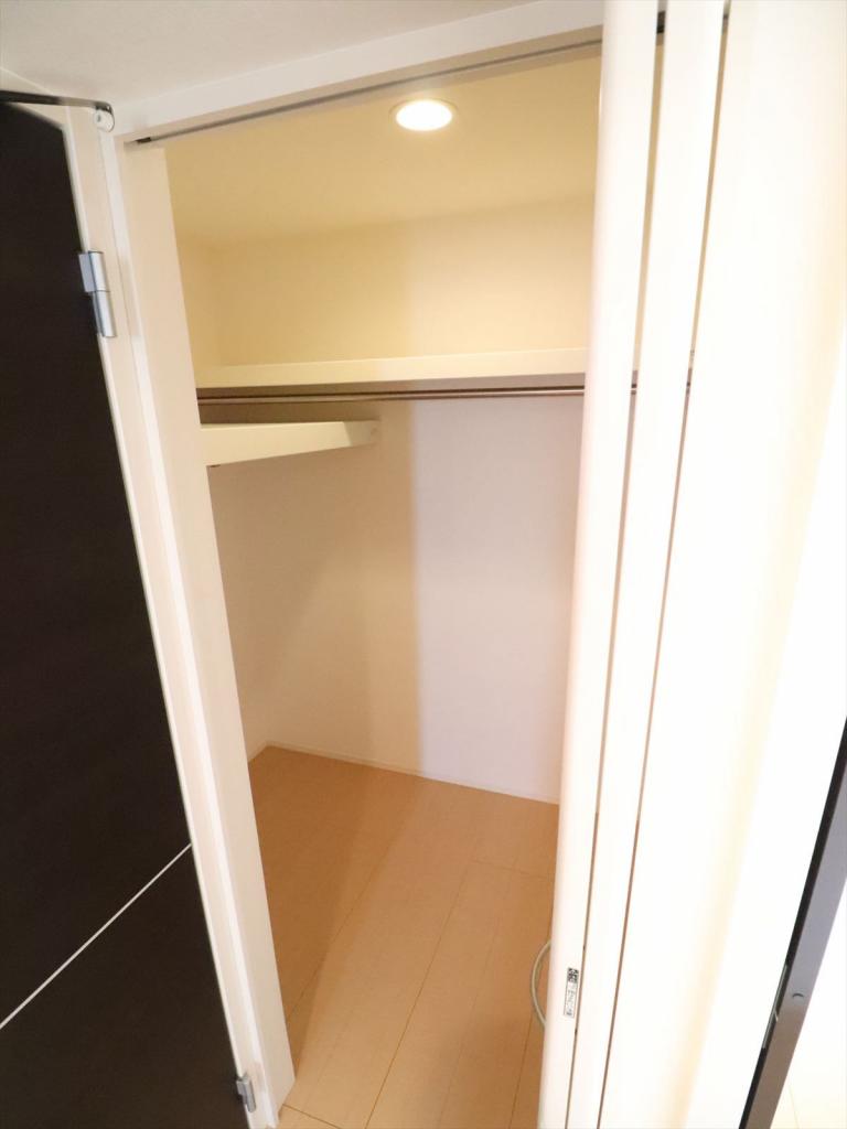 収納　ウォークインクローゼット