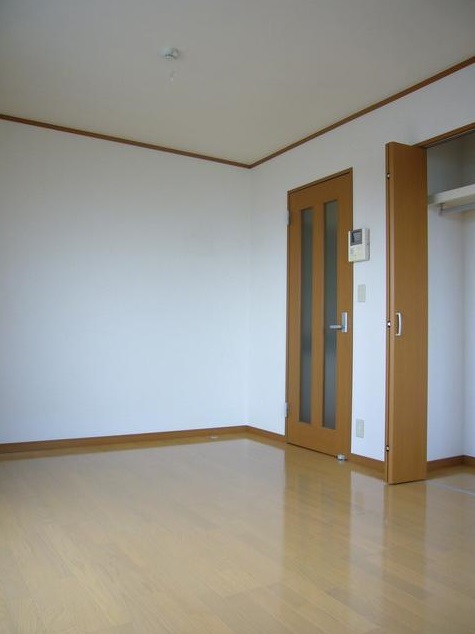 居室・リビング　７帖の広いお部屋！