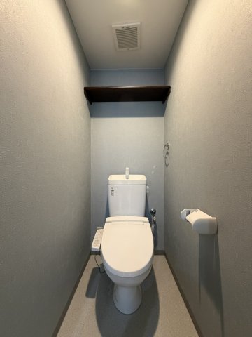 ＪＲ予讃線 讃岐塩屋駅 徒歩28分 3階建 築6年のトイレ写真