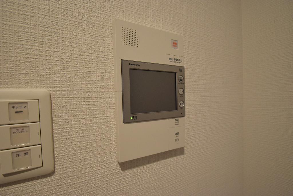 セキュリティ　カメラ付インターホン