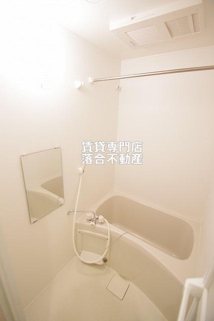 バス・シャワールーム　落ち着いた空間のお風呂
