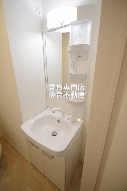 洗面設備　使いやすい独立洗面台