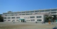 小学校　川崎市立富士見台小学校（小学校）まで468m