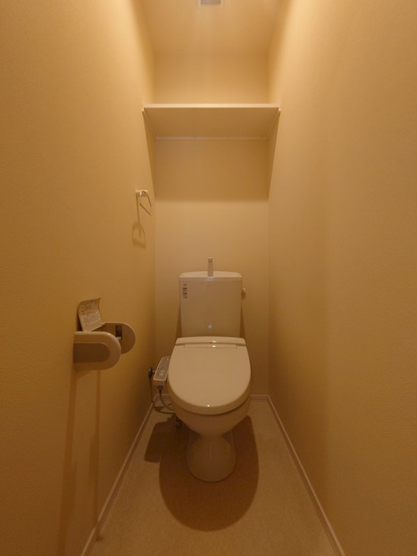 トイレ　別部屋参考写真