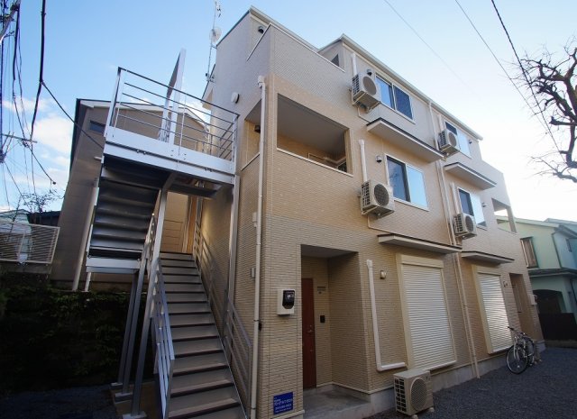 建物外観　戸部駅徒歩4分です