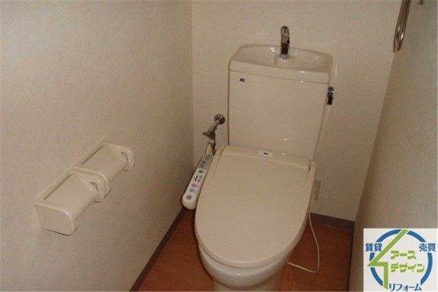 トイレ　パース写真