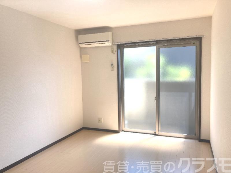 居室・リビング　明るいお部屋です♪