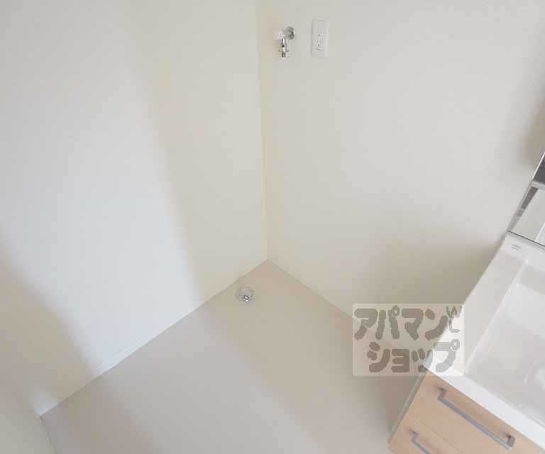 その他設備　室内洗濯機置き場。