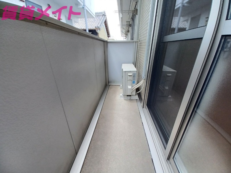 バルコニー　同型参考写真