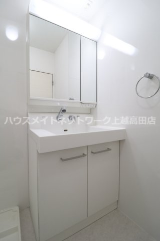洗面設備　洗髪洗面化粧台（参考同型室内写真101号室）