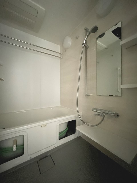 バス・シャワールーム　※写真は同タイプ住戸です。