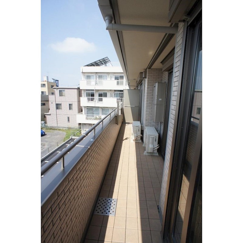 バルコニー　同建物別室の写真です。