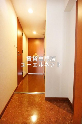 玄関　住まいの顔ともなる玄関