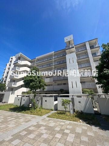 建物外観　落ち着いた雰囲気の外観です