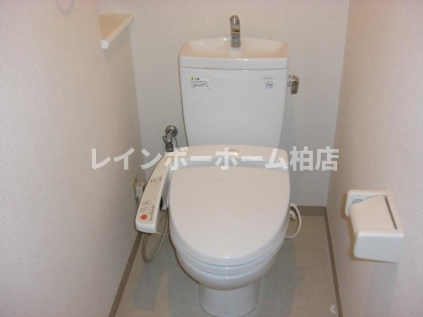 トイレ　トイレもきれいです