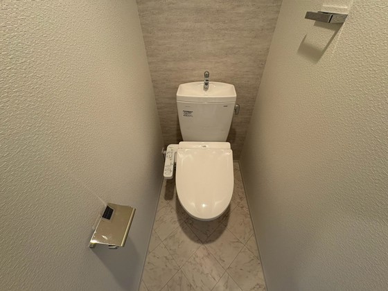 トイレ　※他部屋の写真となります。