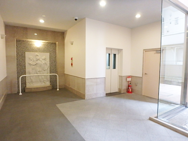 ミオカステーロ東神奈川ルーチェの外観写真