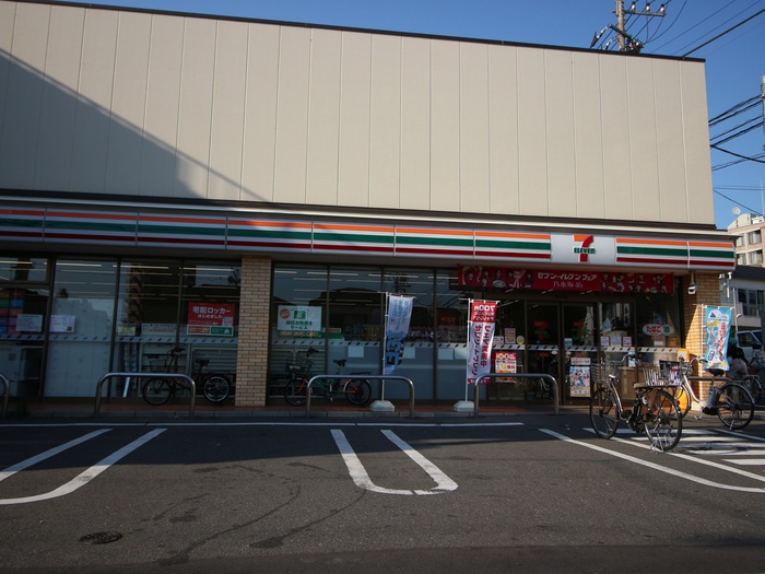 コンビニ　セブンイレブン品川戸越五丁目店（コンビニ）まで182m
