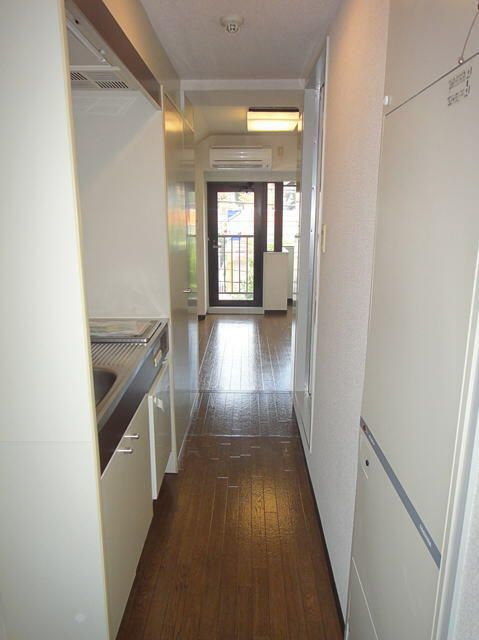 玄関　別部屋参考写真です