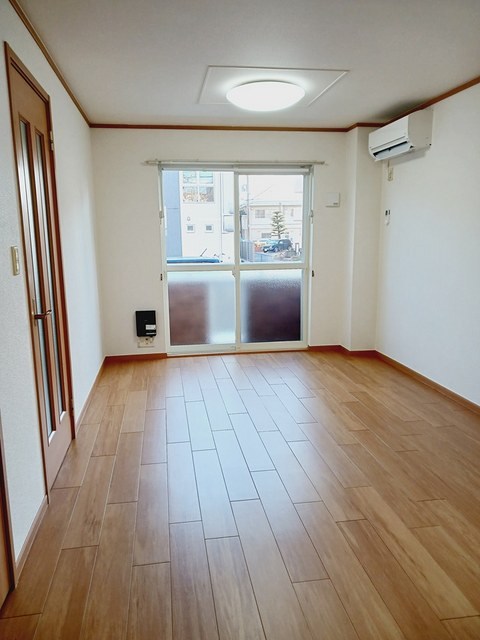 ミニョン1番館の居間写真