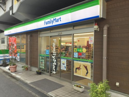 コンビニ　ファミリーマート 亀沢一丁目店（コンビニ）まで183m