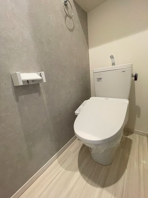 トイレ　同施工会社・別物件参考写真