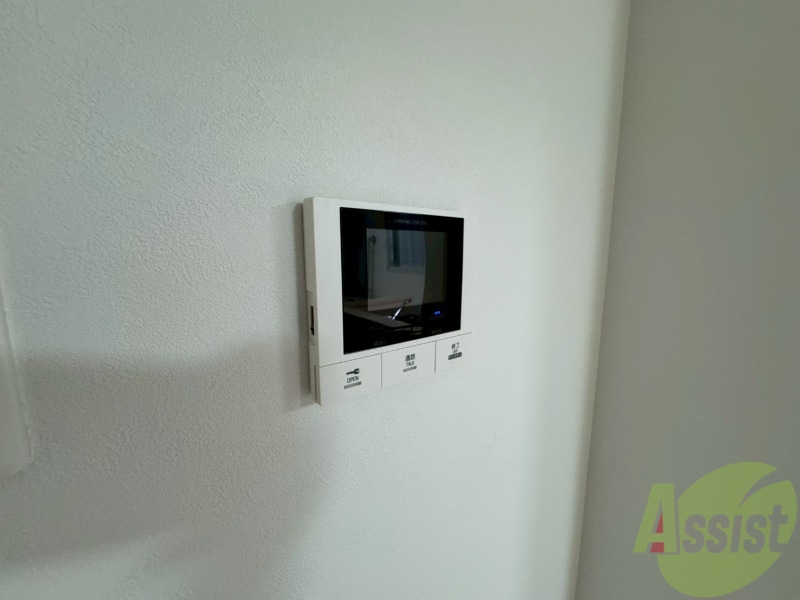 セキュリティ　ＴＶモニター付インターホンです。来客者の顔が見えるので安心！