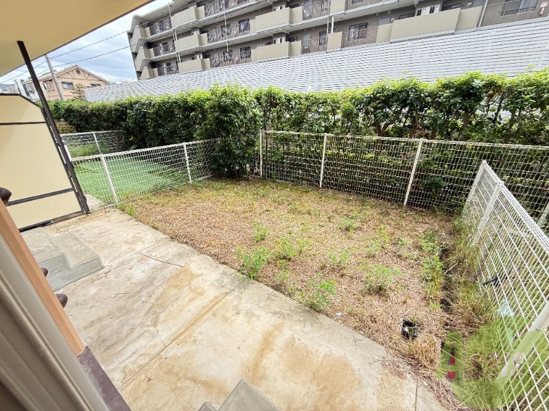 バルコニー　別部屋イメージ写真