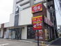 飲食店　すき家環七西新井店（飲食店）まで52m