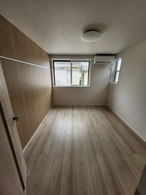 グリーンリヴィアSの居間写真