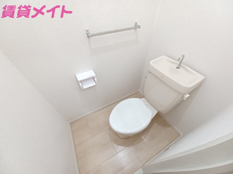サンハイツ稲垣A棟のトイレ写真