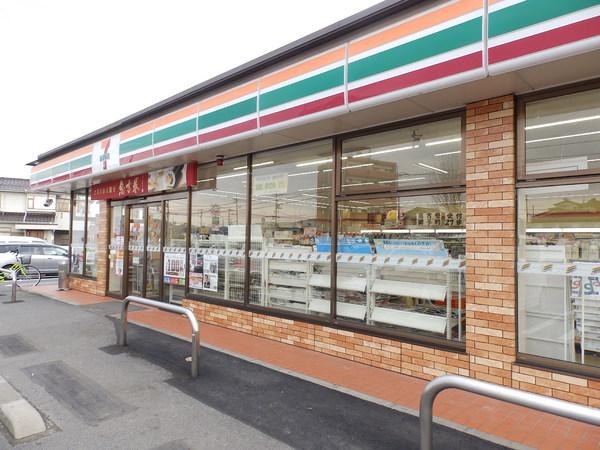 コンビニ　セブンイレブン倉敷黒崎店（コンビニ）まで1325m