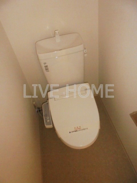 ＪＲ総武線 大久保駅 徒歩4分 13階建 築12年のトイレ写真
