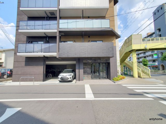 ＪＲ東海道本線 塚本駅 徒歩6分 10階建 築5年の外観写真