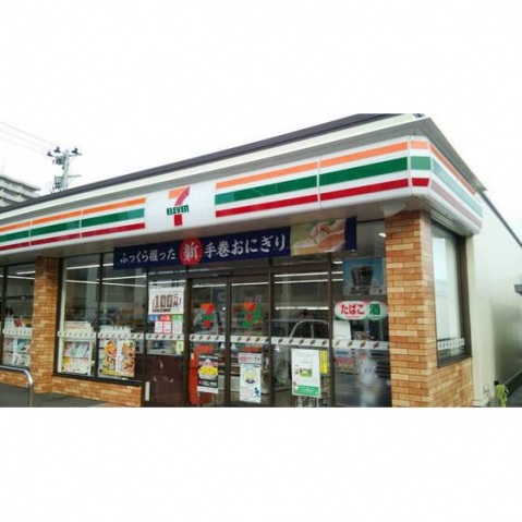 コンビニ　コンビニ（コンビニ）まで160m