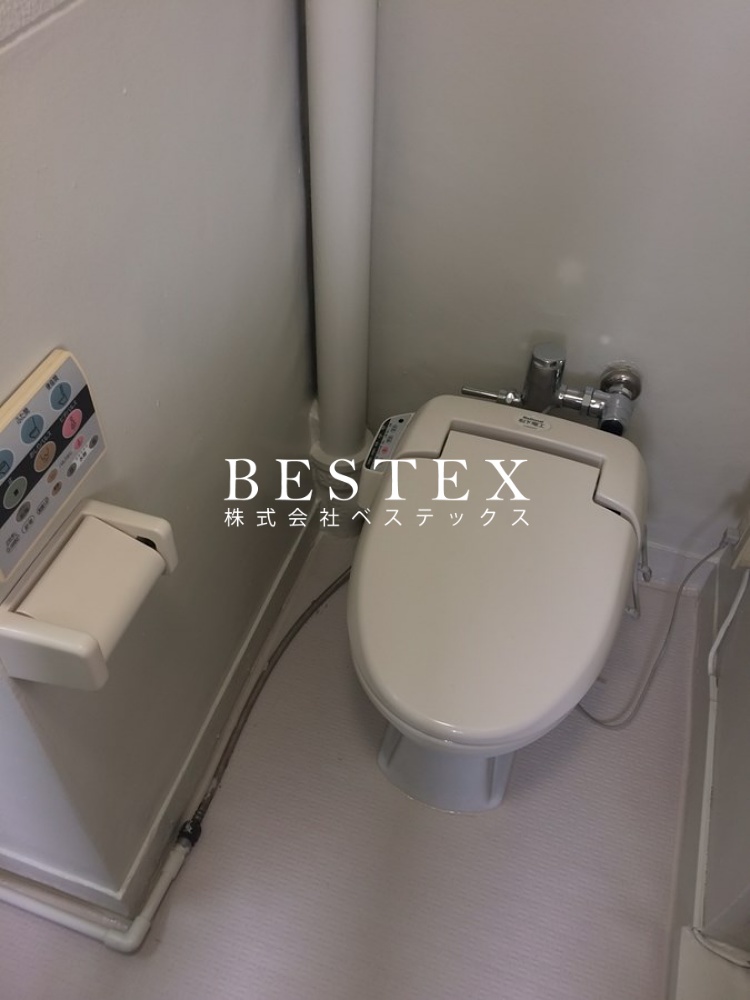 トイレ　※同タイプ・別部屋の参考写真です。