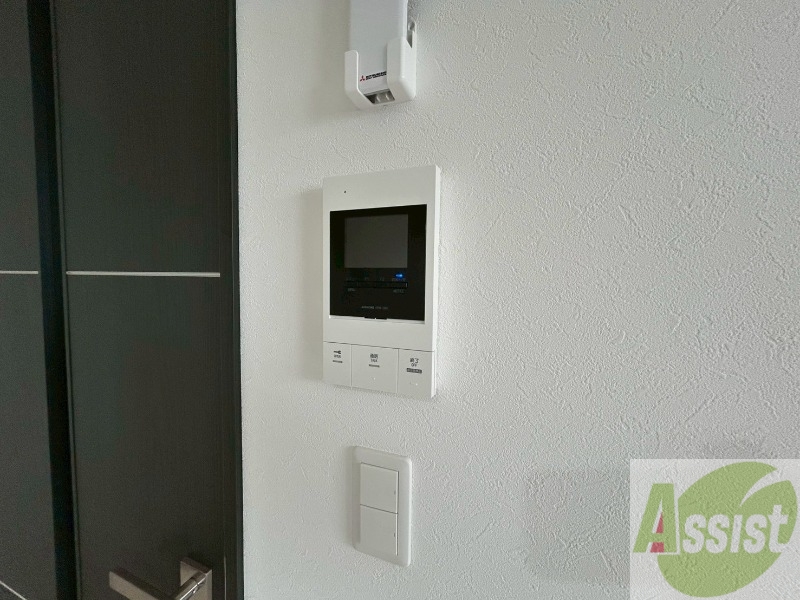 セキュリティ　ＴＶモニター付インターホンです。来客者の顔が見えるので安心！