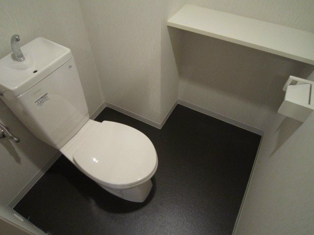 ハイブリッジ湘南IIIのトイレ写真