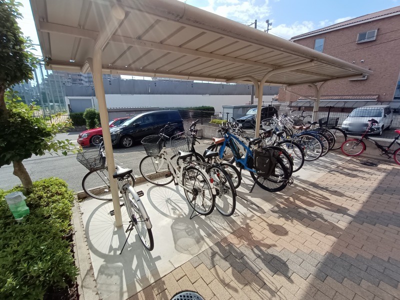 その他　自転車置き場です。