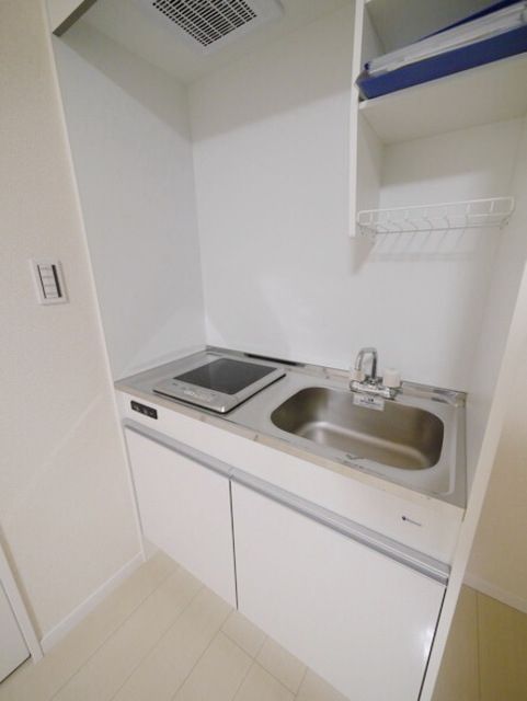 リーヴェルポート生麦オークのキッチン写真