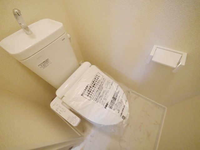 リーヴェルポート生麦オークのトイレ写真