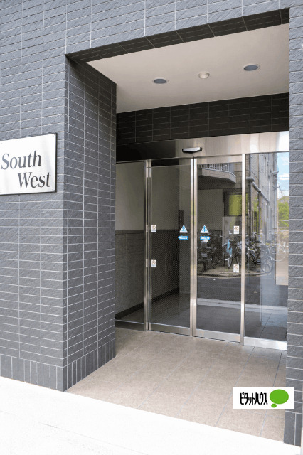 South Westの外観写真