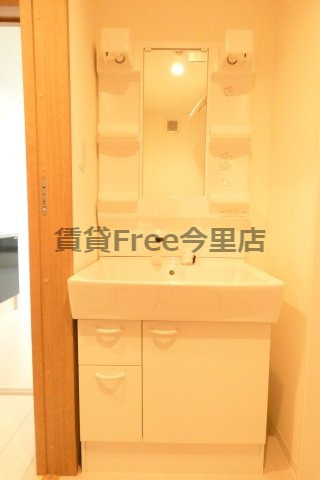 ＪＲ大阪環状線 桃谷駅 徒歩9分 3階建 築8年の内装写真