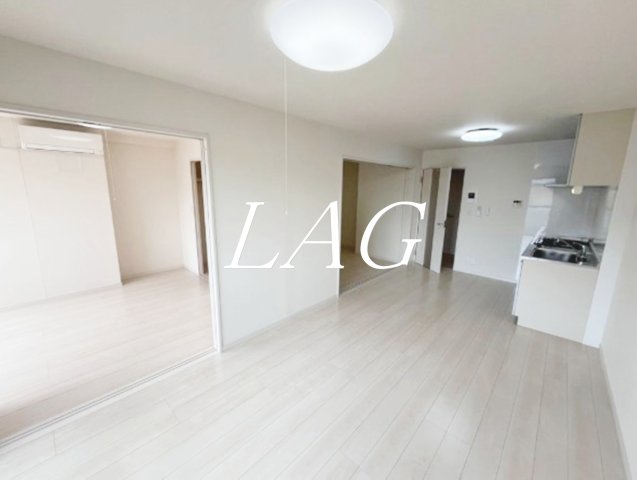 居室・リビング　洋室のお部屋です。