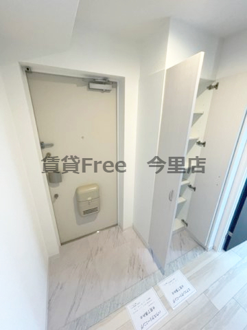地下鉄長堀鶴見緑地線 玉造駅 徒歩2分 9階建 築9年の玄関写真