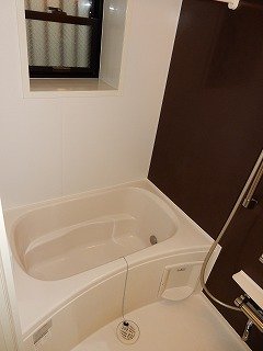 バス・シャワールーム　きれいなお風呂です