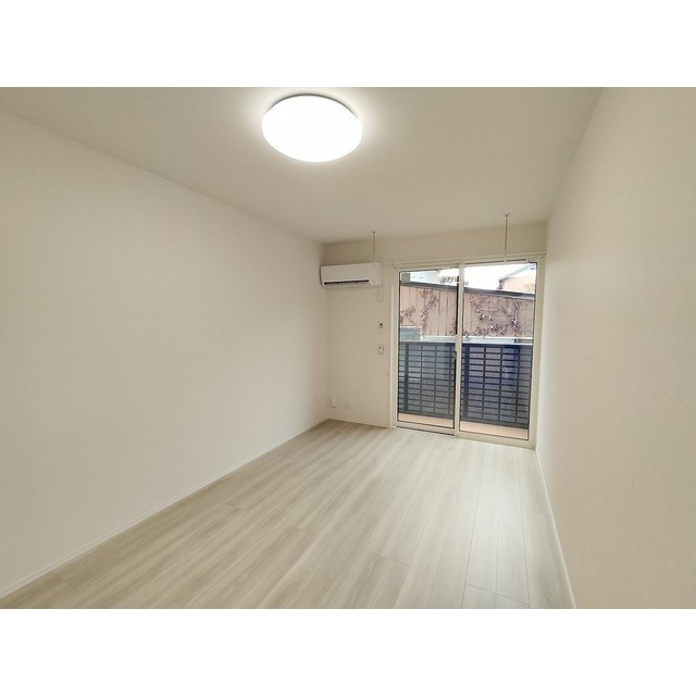 GRAND D-ROOM元町の居間写真