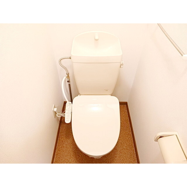 トイレ　バストイレは別々です
