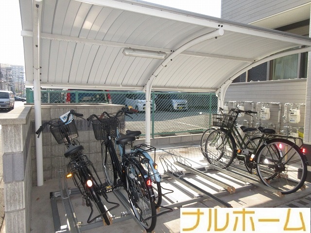 近鉄南大阪線 矢田駅 徒歩7分 2階建 築8年の外観写真